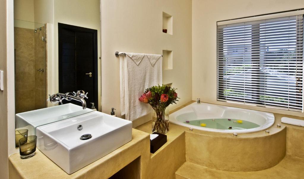 Lodge On The Lake And Wellness Spa Wildernis Habitación foto